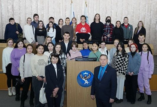 Виктор Ромашкин провел Урок Конституции для студентов госуниверситета 
