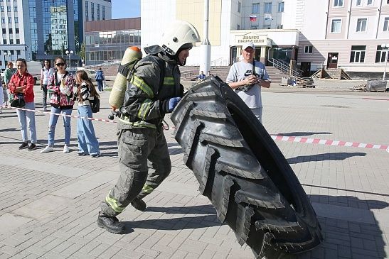 В Республике Алтай прошел чемпионат по пожарно-спасательному многоборью
