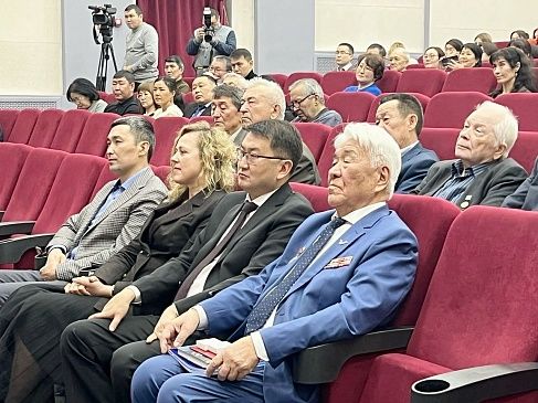 В Горно-Алтайске состоялось вручение Общественной премии имени Г.И. Чорос-Гуркина